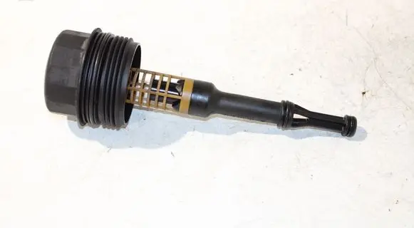 Mercedes-Benz Sprinter W906 Oil filter cover A6511800138