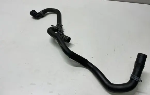 Volkswagen Golf VII Engine coolant pipe/hose 5Q0122073AN