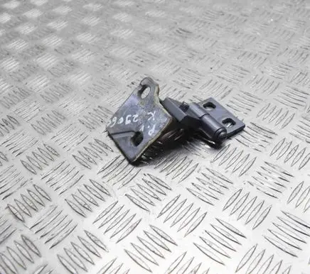 BMW 6 E63 E64 Front door upper hinge 7072669