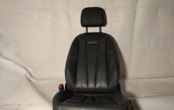 Audi Q7 4M Front driver seat 4M1959760