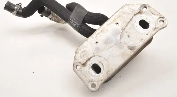 Volvo XC60 Engine oil radiator 30757459