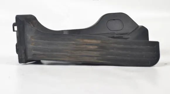 Volkswagen Golf Plus Accelerator throttle pedal 1K1723503M 6PV00889001