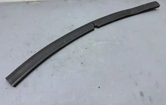 BMW X1 E84 Fender foam support/seal 2991416