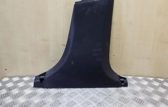 (B) pillar trim (bottom)