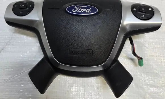Ford Kuga II Steering wheel airbag EM51-R042B85-BA