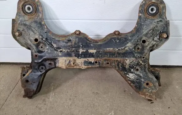 Volkswagen Golf IV Front subframe 1J0199313