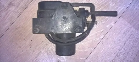 Volvo S40, V40 Vacuum pump 003572