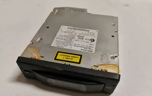 BMW 5 E60 E61 CD/DVD changer 9125240