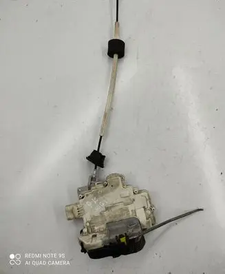 Audi A6 S6 C6 4F Front door lock 4F2837015