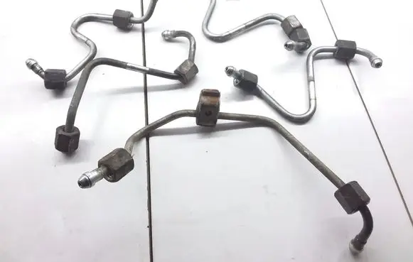 Ford Ranger Fuel line pipe