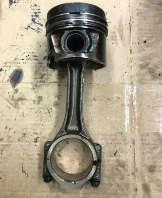 Volkswagen Tiguan Piston with connecting rod 038JDE