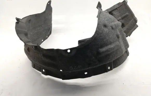 Front wheel arch liner splash guards