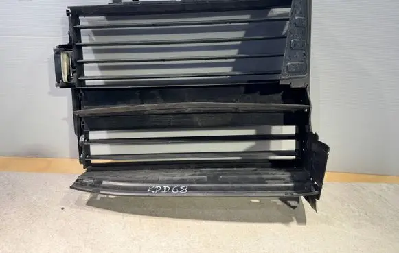Opel Corsa F Intercooler air channel guide 1138316-KPD68