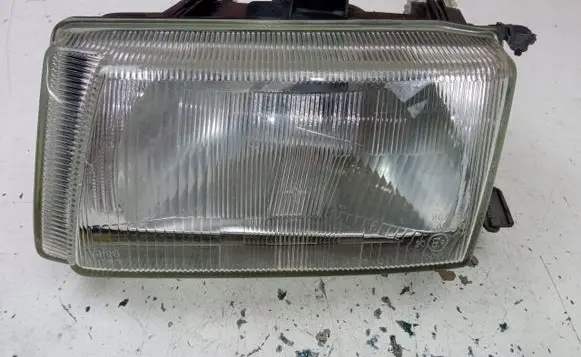 Volkswagen Polo III 6N 6N2 6NF Headlight/headlamp