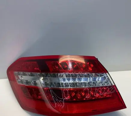 Mercedes-Benz E W212 Rear/tail lights A2129060558 483025 775517