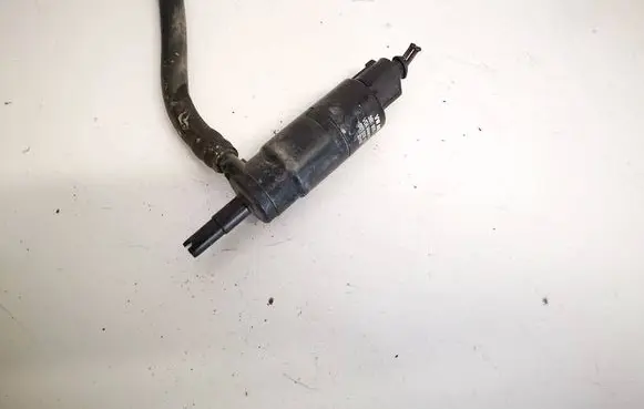 Audi Q7 4L Windscreen/windshield washer pump 3b0955681