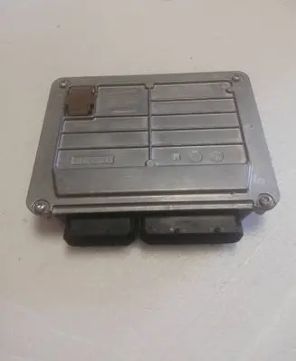 Audi A4 S4 B5 8D Engine control unit/module 3B0906018A 5WP4331208