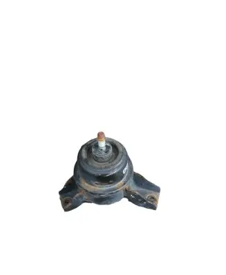 Hyundai i20 (PB PBT) Engine mount bracket