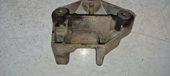 Nissan X-Trail T31 Engine mounting bracket 11332JD700