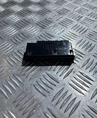Volkswagen Golf VIII USB socket connector 5NA035736