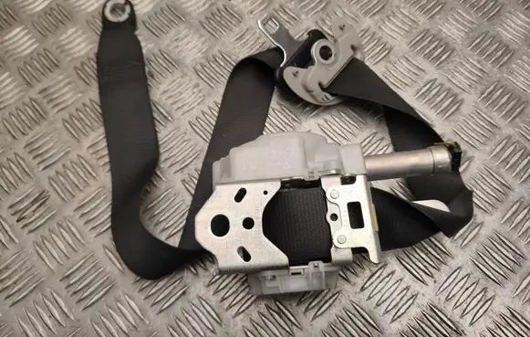 Toyota Avensis T270 Front seatbelt 7P4100P