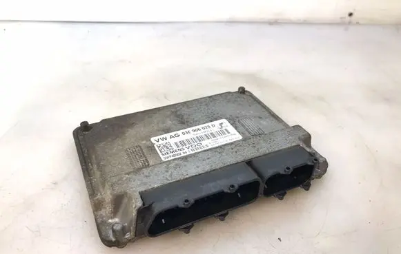 Skoda Fabia Mk1 (6Y) Engine control unit/module 03E906023D K1188