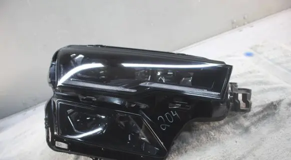 Skoda Karoq Headlight/headlamp 57B941036B 0024774203 04112023