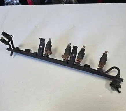 Volkswagen Golf III Fuel main line pipe 021133317j 0280150953