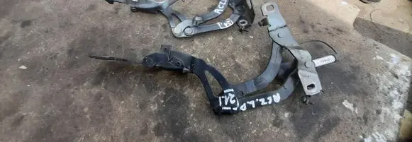 Peugeot RCZ Bonnet Pedestrian Airbag Actuator YM17350180