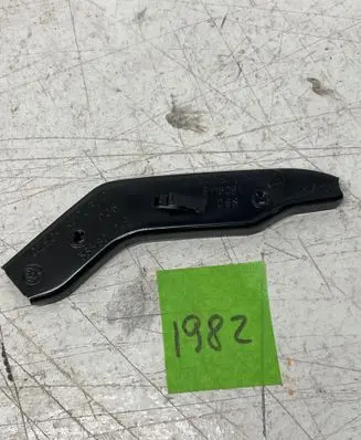Skoda Kodiaq Front bumper mounting bracket 565807049
