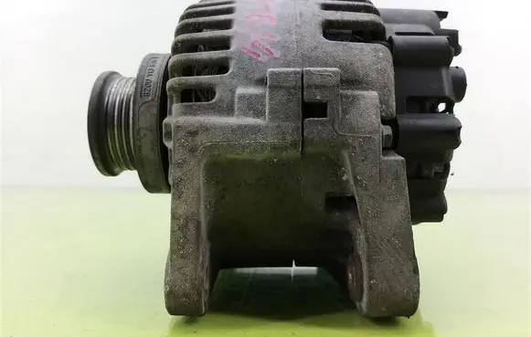 Renault Clio II Generator/alternator 8200100907