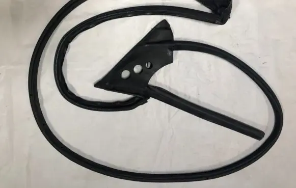 Audi A5 8T 8F Rubber seal front coupe door 8T0837911