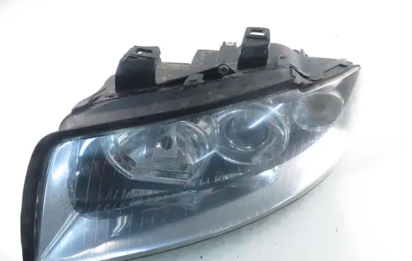 Audi A4 S4 B6 8E 8H Headlight/headlamp