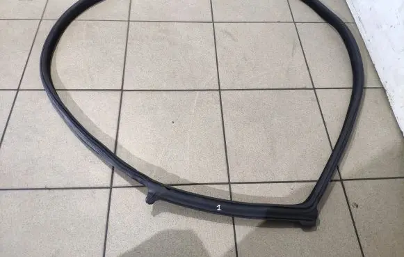 BMW 6 F12 F13 Rubber seal rear door 7275316