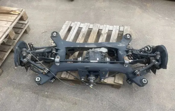 BMW 4 F36 Gran coupe Rear axle beam with reductor 