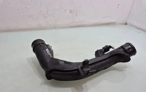 Intercooler hose/pipe