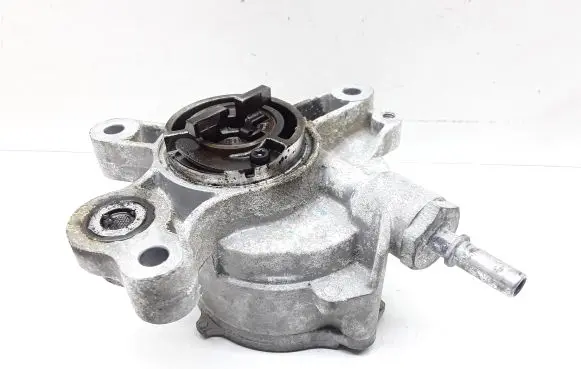 Volvo S80 Vacuum pump