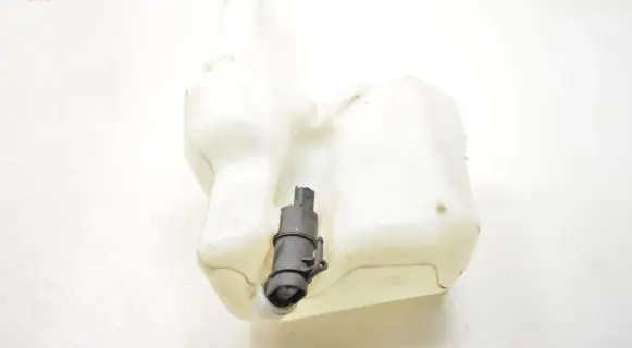 Renault Master III Windshield washer fluid reservoir/tank 2891000023R