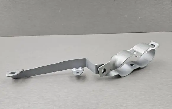 BMW 5 E39 Muffler mount bracket/holder 2247981 18212247981 2247983