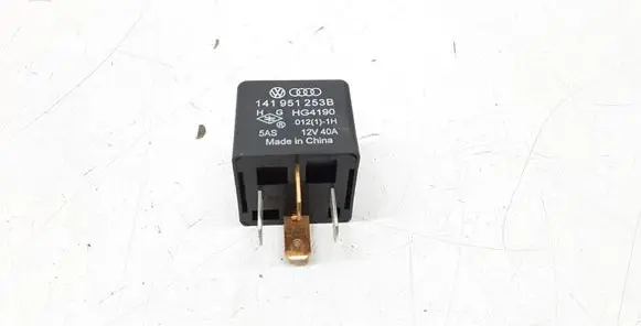 Seat Ibiza IV (6J,6P) Other relay 141951253B