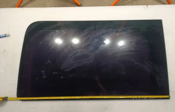 Volkswagen Crafter Rear side window 43R001167 DOT618AS2M50 E000262