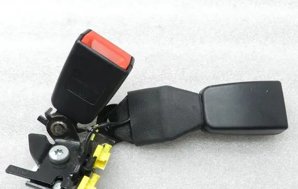 Mercedes-Benz E W212 Rear seatbelt buckle A2128600469