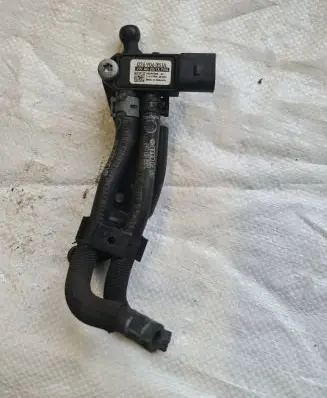 Audi A4 S4 B8 8K Exhaust gas pressure sensor 076906051A 20DPS09003 21147993