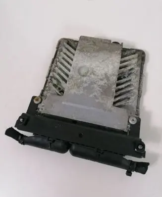 Volkswagen PASSAT B6 Engine control unit/module 03G906018AS