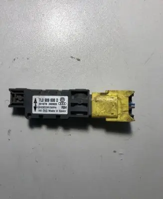 Volkswagen Phaeton Airbag deployment crash/impact sensor 7L0909606D