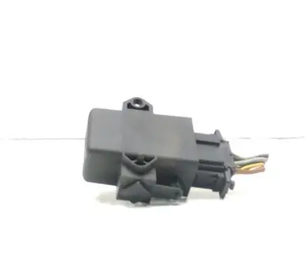 Volkswagen Transporter - Caravelle T5 Seat heating relay 1K0959772