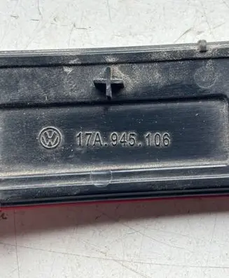 Volkswagen Jetta VII Rear tail light reflector 17A945106