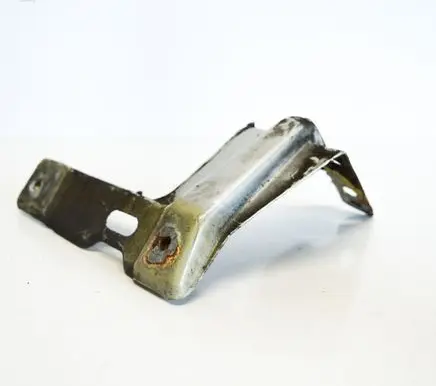 Volkswagen Golf V Other body part 1J0821136