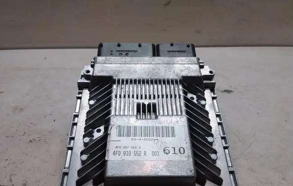 Audi A6 S6 C6 4F Engine control unit/module 4F0907552D 4F0910552R