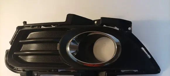 Ford Fusion II Front bumper lower grill DS7319953TAW